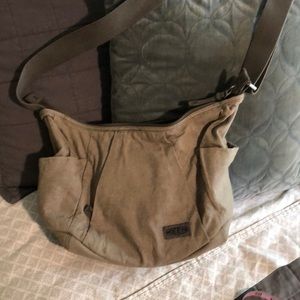 Keen crossbody bag